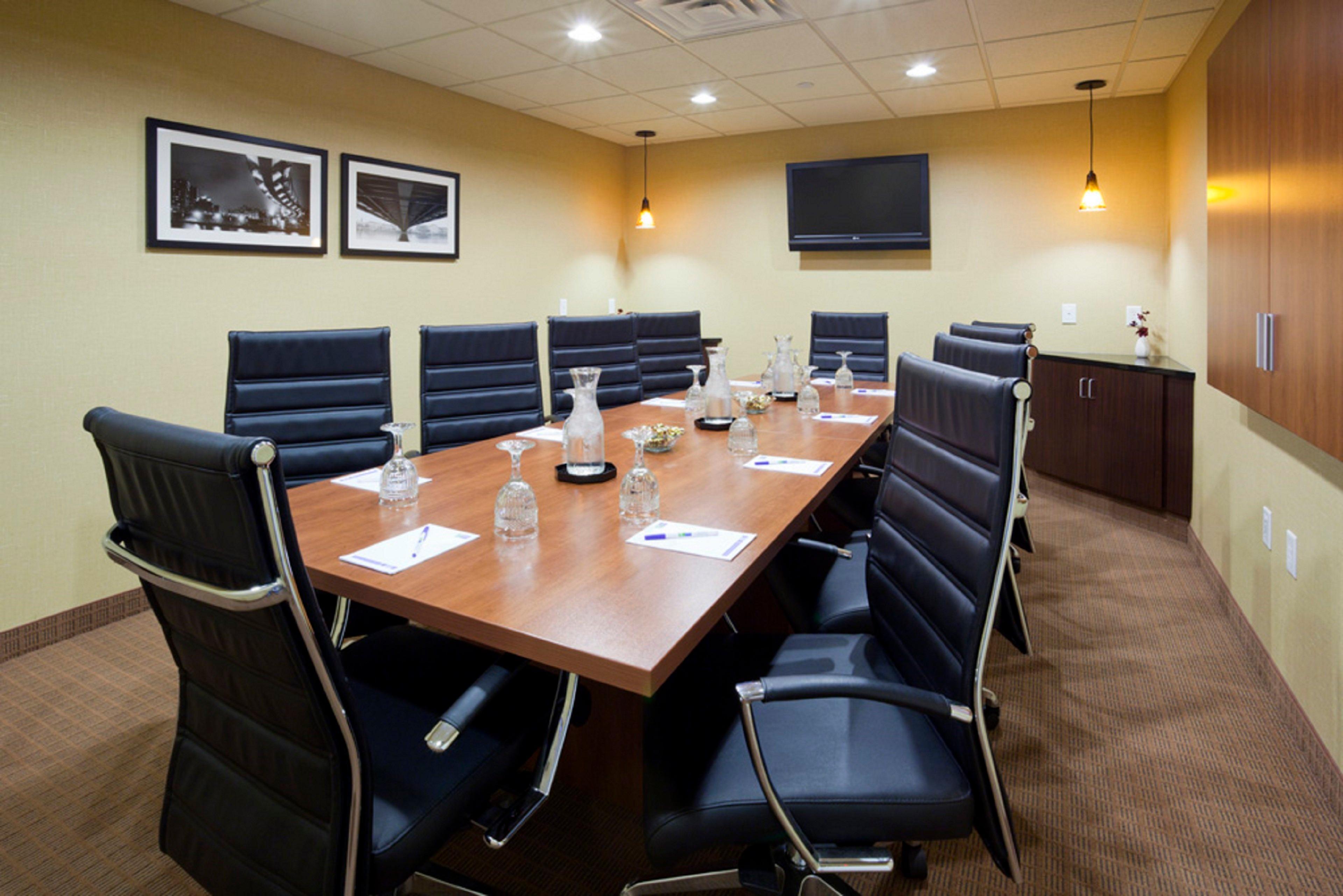 Holiday Inn Express Hotel & Suites Rogers By Ihg Eksteriør bilde